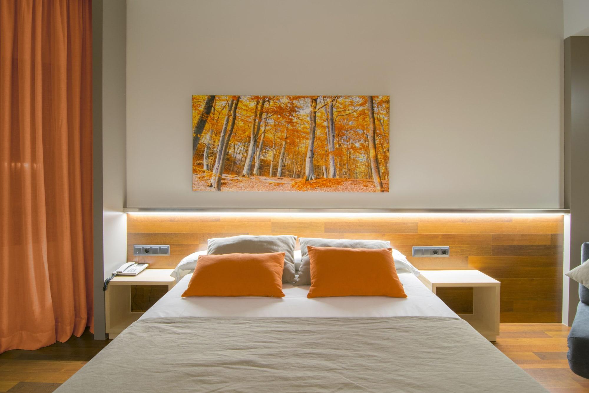 Hotel America Игуалада Экстерьер фото